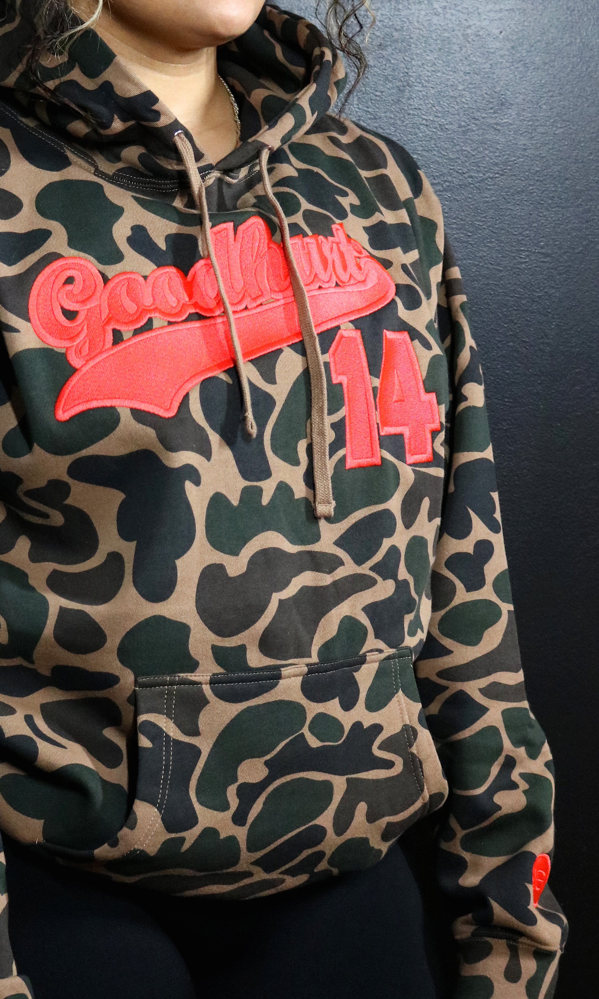 Red camo hoodie discount womens